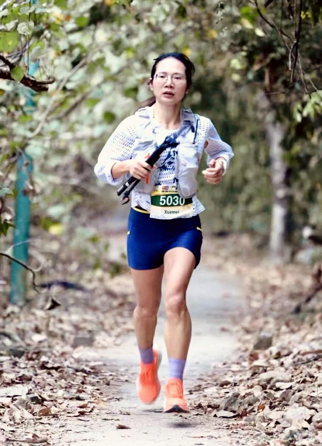 黄雪梅|以港百夺冠的方式打开假期