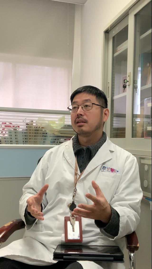 乐鱼体育官网网页版-对话口腔颌面外科专家陈亦阳：唇腭裂没那么可怕，规范治疗后可与常人无异 | 嫣然医院欠租风波背后