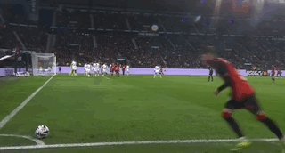 1771036253149083137.gif 乐鱼体育APP-巴黎输球登贝莱开喷?恩叔:无人可凌驾俱乐部之上