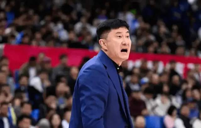 生涯之夜！18岁王洪泽8中7超高效率砍22分8板4助，杜锋：再接再厉